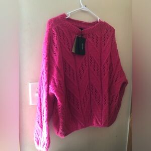 NWT VERO MODA VMBLUEBERRY LS BOATNECK PULLOVER FUCHSIA IN SIZE MEDIUM
